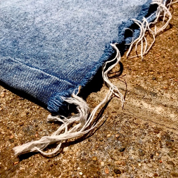 Wild Fable Light Wash Denim Mini Skirt - Size 10 - Picture 3 of 7